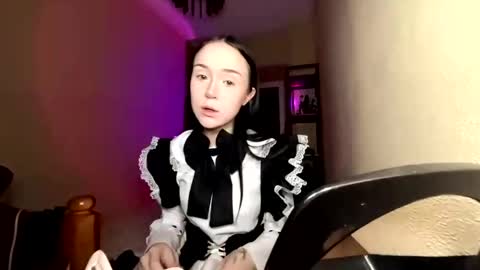 Adeline online show from May 2026 05:51:01 PM