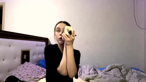 Adeline online show from May 2026 07:30:02 PM