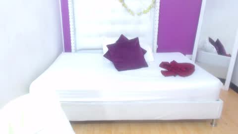 valentina online show from March 2025 12:47:01 PM