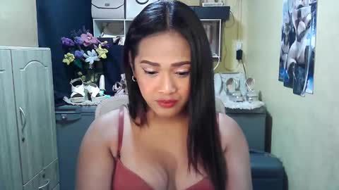 cassandra online show from October 2025 11:53:02 AM