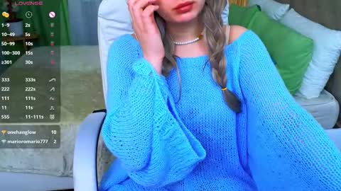 Snapshot of baby_debbie chatting on February 2025 11:25:02 PM Debora online show from February 2025 11:25:02 PM