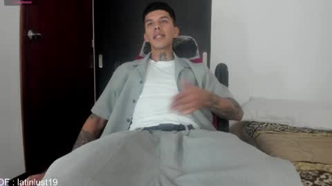 Snapshot of baby_gio chatting on April 2026 05:54:01 PM OF GxoXabs online show from April 2026 05:54:01 PM