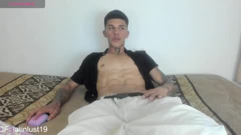 Snapshot of baby_gio chatting on April 2026 10:48:01 PM OF GxoXabs online show from April 2026 10:48:01 PM
