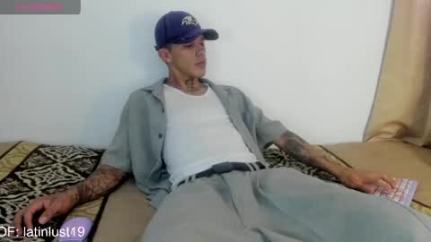 Snapshot of baby_gio chatting on April 2026 05:58:01 PM OF GxoXabs online show from April 2026 05:58:01 PM