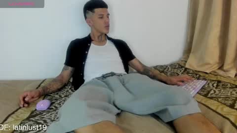Snapshot of baby_gio chatting on April 2026 06:54:02 PM OF GxoXabs online show from April 2026 06:54:02 PM