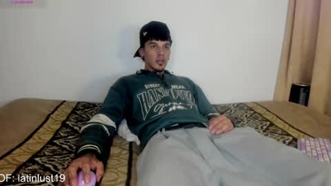 Snapshot of baby_gio chatting on July 2026 06:45:02 PM OF GxoXabs online show from July 2026 06:45:02 PM