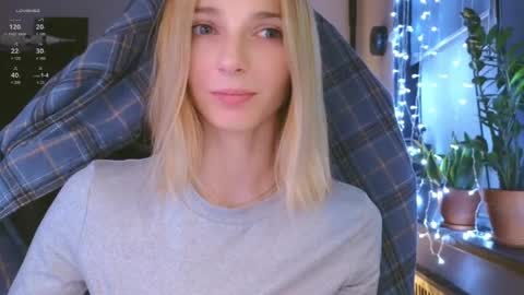 Snapshot of baby_gopn1k chatting on December 2024 03:21:02 PM baby gopn1k online show from December 2024 03:21:02 PM