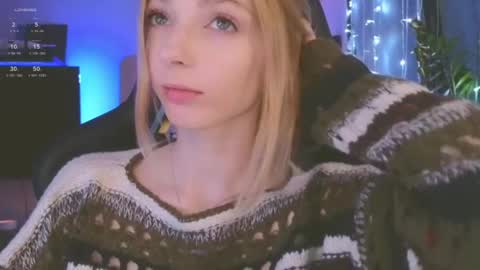 Snapshot of baby_gopn1k chatting on December 2024 03:08:02 PM baby gopn1k online show from December 2024 03:08:02 PM