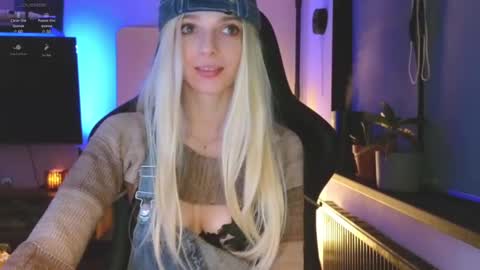 Snapshot of baby_gopn1k chatting on January 2025 02:53:01 PM baby gopn1k online show from January 2025 02:53:01 PM