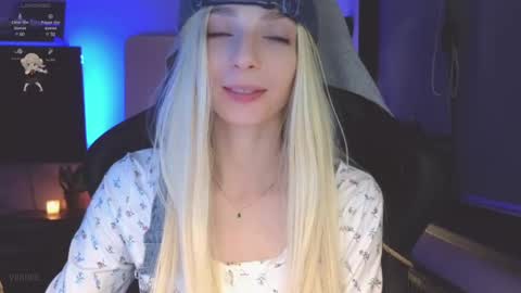 Snapshot of baby_gopn1k chatting on January 2025 02:59:01 PM baby gopn1k online show from January 2025 02:59:01 PM