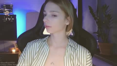 Snapshot of baby_gopn1k chatting on January 2025 05:03:02 AM baby gopn1k online show from January 2025 05:03:02 AM