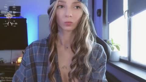 Snapshot of baby_gopn1k chatting on March 2025 08:16:02 AM baby gopn1k online show from March 2025 08:16:02 AM