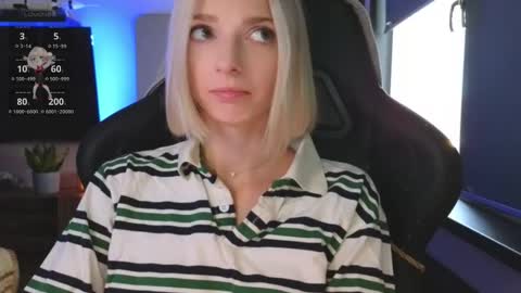 Snapshot of baby_gopn1k chatting on September 2025 05:00:02 AM baby gopn1k online show from September 2025 05:00:02 AM