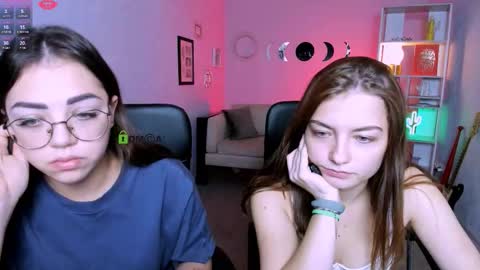 Snapshot of baby_hotte chatting on December 2025 09:03:01 AM baby online show from December 2025 09:03:01 AM