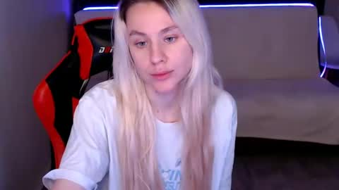 Snapshot of baby_kitte chatting on December 2024 09:17:01 AM baby_kitte online show from December 2024 09:17:01 AM