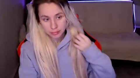 Snapshot of baby_kitte chatting on December 2024 04:14:02 AM baby_kitte online show from December 2024 04:14:02 AM