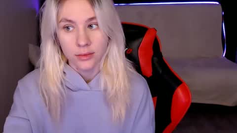 Snapshot of baby_kitte chatting on December 2024 03:29:01 AM baby_kitte online show from December 2024 03:29:01 AM