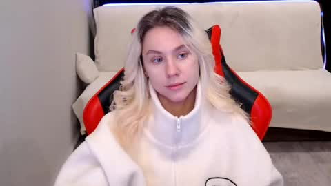 Snapshot of baby_kitte chatting on December 2024 08:08:02 AM baby_kitte online show from December 2024 08:08:02 AM