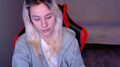 Snapshot of baby_kitte chatting on December 2024 11:50:02 PM baby_kitte online show from December 2024 11:50:02 PM