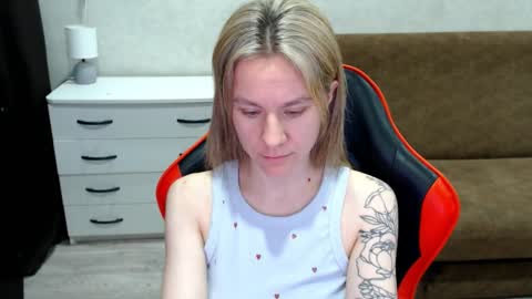 Snapshot of baby_kitte chatting on November 2025 02:55:02 AM baby_kitte online show from November 2025 02:55:02 AM