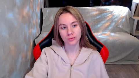 baby_kitte online show from November 2025 04:01:02 AM