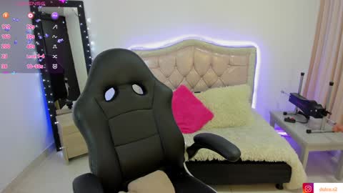 Snapshot of baby_love03 chatting on January 2025 10:43:01 AM Dulce Stefa online show from January 2025 10:43:01 AM