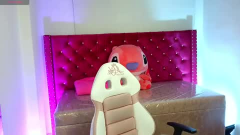 Nico online show from May 2026 10:42:01 AM