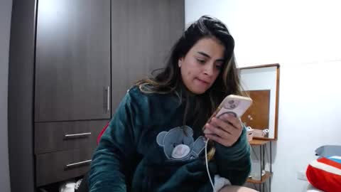 Snapshot of baby_roose chatting on January 2025 10:10:02 AM Baby online show from January 2025 10:10:02 AM