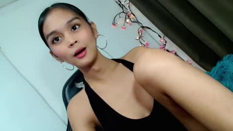 baby_zoexx online show from February 2026 12:09:02 AM
