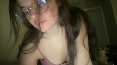 babyaves online show from November 2025 04:12:02 AM