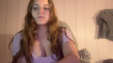 Snapshot of babyblissxx chatting on September 2025 10:48:01 PM Katerina online show from September 2025 10:48:01 PM