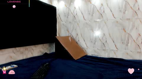 babybrown__ online show from November 2025 10:26:02 AM