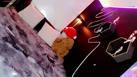 Snapshot of babycharol01 chatting on June 2026 02:35:02 AM babycharol01 online show from June 2026 02:35:02 AM
