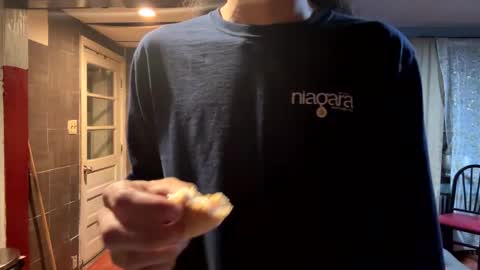 Snapshot of babyd0103 chatting on September 2025 05:12:01 AM babyD online show from September 2025 05:12:01 AM