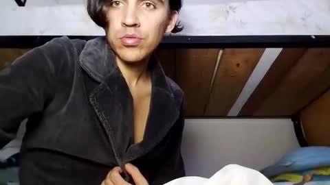 Snapshot of babydarkpink chatting on November 2025 10:43:02 PM Dani online show from November 2025 10:43:02 PM