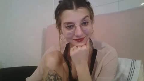 babydemon6 online show from September 2025 12:15:01 AM