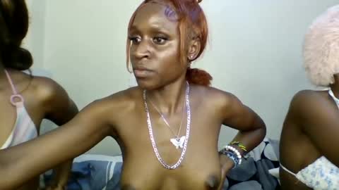 Snapshot of babydoll_230 chatting on June 2026 06:45:02 PM Babydoll 230 online show from June 2026 06:45:02 PM