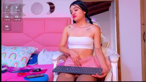 Snapshot of babydollvibes chatting on December 2025 07:53:02 PM mia online show from December 2025 07:53:02 PM