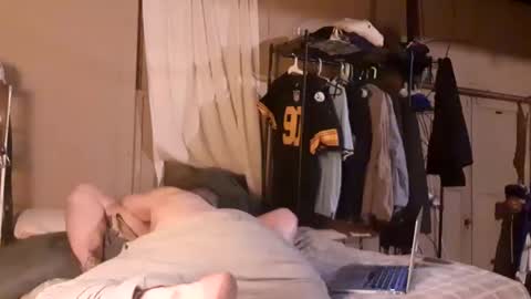 Snapshot of babyface412 chatting on October 2025 12:41:01 AM babyface412 online show from October 2025 12:41:01 AM