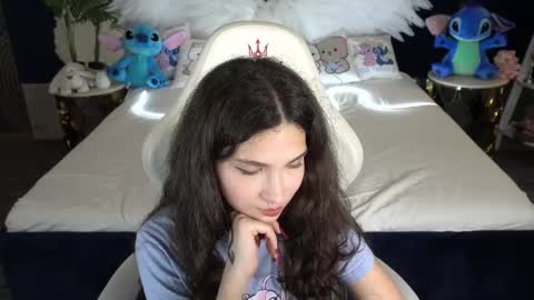 Sasha online show from October 2025 07:00:01 PM