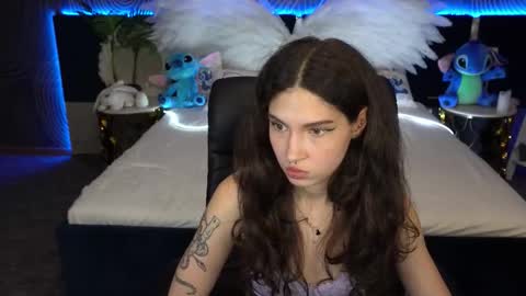 Sasha online show from October 2025 06:51:01 PM