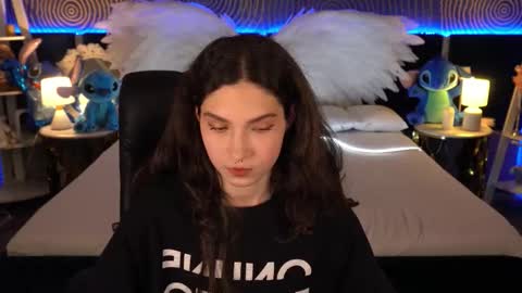 Sasha online show from November 2025 08:42:01 PM