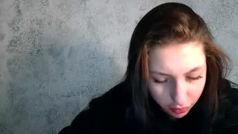 Snapshot of babyfoxie18 chatting on September 2025 10:48:02 AM Roxie online show from September 2025 10:48:02 AM