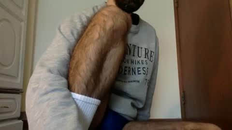 Tom A.    online show from December 2024 12:38:01 PM