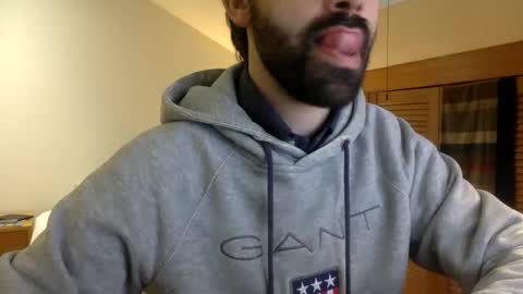 Tom A.    online show from December 2024 11:23:02 AM