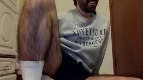 Tom A.    online show from January 2025 10:46:01 PM