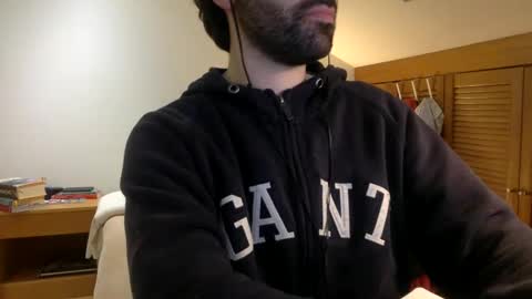 Tom A.    online show from January 2025 11:19:01 PM