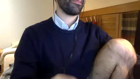 Tom A.    online show from February 2025 06:37:02 PM