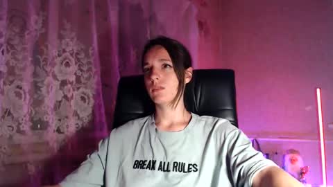 Snapshot of babymuro4ka chatting on June 2026 07:13:01 PM Sonya online show from June 2026 07:13:01 PM