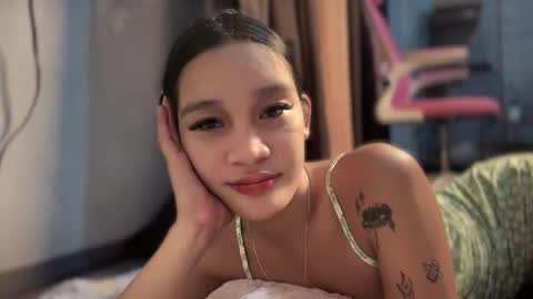 Snapshot of babynexy69 chatting on October 2025 04:57:01 PM Nexie online show from October 2025 04:57:01 PM